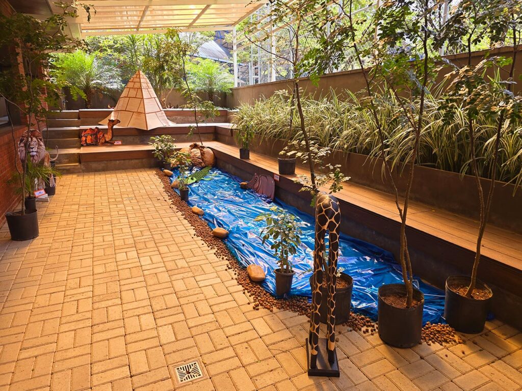 Exposição Vibrante África